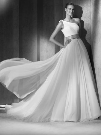 ATELIER PRONOVIAS 2018 EMPORIUM