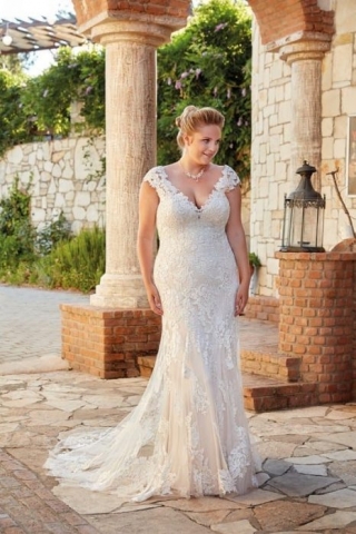 Eddy K Curvy Style UR105