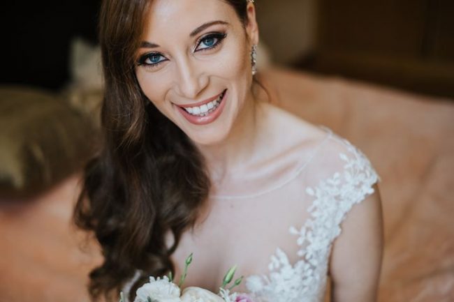 40803327 1019554841584792 951833571054583808 n 650x433 - Bárbara Brandão Makeup Artist